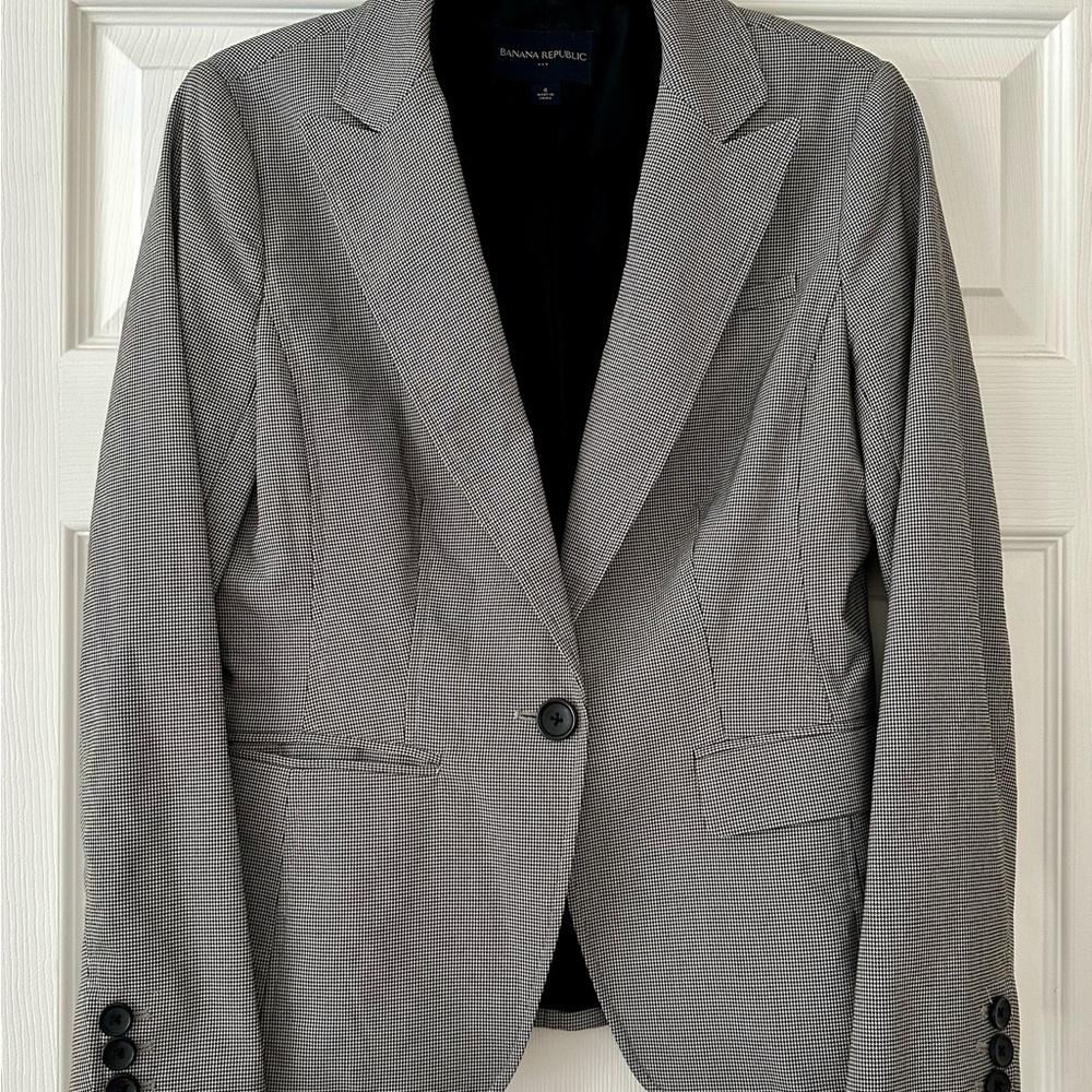 Banana Republic Black and White Checkered Blazer